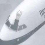 ¿Qué ocurre cuando no se aprietan correctamente los tornillos de un avión comercial?