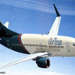 Una familia  es expulsada de un avión porque su conversación levantaba sospechas [ENG]