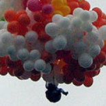 Ganador de los Premios Darwin 2008: El cura volador [ENG]