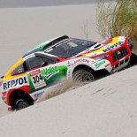 Nani Roma también abandona el dakar