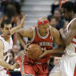 Adiós al récord: Calderón falla su primer tiro libre después de 87 aciertos seguidos