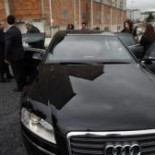 Touriño gasta 170.212 euros en un ventanal que se hace opaco con un mando a distancia