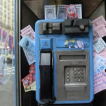 Adiós al teléfono público: sólo queda la mitad y casi no se usan