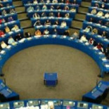 La UE estudia retirar las ayudas a España por la corrupción inmobiliaria