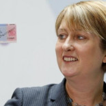 Reino Unido estudia restringir el trabajo de los inmigrantes a los empleos que rechacen los británicos