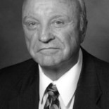 El senador homófobo de Utah ha sido despedido del comité por sus declaraciones [ENG]