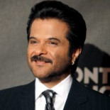 Uno de los actores de 'Slumdog Millionaire' sufraga el registro de miles de niños indios