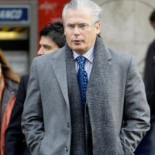 Garzón halla indicios contra parlamentarios nacionales y pregunta si debe inhibirse