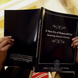 El primer presupuesto de la era Obama prevé una gran redistribución de la riqueza