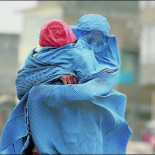 Las afganas, condenadas a muerte por querer trabajar