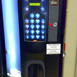 Cartel en la Univ. de Málaga: "Por favor, no chupar..." [WTF]