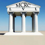 España e Italia tienen en común sus cloacas televisivas.