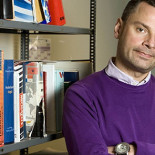 El hombre que hablaba 32 idiomas e intentó aprender euskera en Pekín