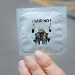 Condones con la imagen de Benedicto XVI