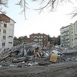 Edificios construidos con arena de mar en el epicentro del terremoto de Italia [IT]