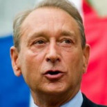 El alcalde de París llama fascista al de Roma y provoca un conflicto diplomático