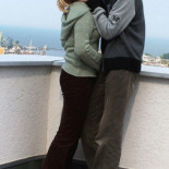 Besarse mucho, una de las mejores recetas para ser felices y mantenerse en forma