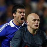 Gus Hiddink 2002: "España necesita una autocritica. Su derrota no es culpa del árbitro"