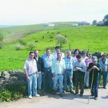 "Que nos quiten a los lobos de aquí, que los lobos no pagan impuestos"