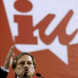 Willy Meyer, contra RTVE por excluir a IU del debate en televisión