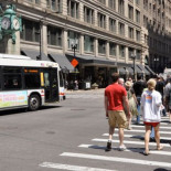 Bus ateo llega a EEUU, Chicago: "En el principio, el hombre creó a Dios" [ing]