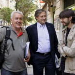 IU dice que no va a pagar "ni un duro" a la sgae por cantar y silbar el "A por ellos" en un vídeo