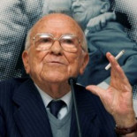 Santiago Carrillo: "El Papa ha copiado a Marx"