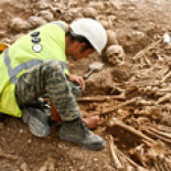 Hallan los cadáveres de 51 vikingos decapitados