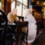 La prohibición de fumar y los controles de alcoholemia disuaden a los británicos de acudir a los pubs