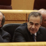 Corbacho pregunta a la CEOE si los que piden abaratar el despido 'tienen contratos blindados'