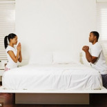 La iglesia católica invita a sus fieles a rezar antes de mantener relaciones sexuales