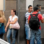 Colas para entrar en el Ejército