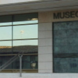 Defensa eliminará todos los símbolos franquistas de sus instalaciones