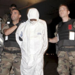 En libertad uno de los dos secuestradores del Alakrana al no poder acreditar su mayoría de edad