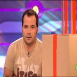 Manipulación macabra de un periodista de Intereconomía a una niña sobre el aborto [SLQH]