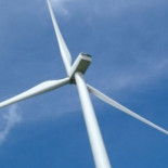 Hogar  abastecido con electricidad de su propia turbina eólica