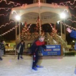 Vitoria : Sin pista de hielo en Navidad que cuesta 100.000 € y en su lugar se destinará 50.000  a un concurso de ideas