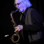 Un espectador denuncia a un músico de jazz por no tocar jazz