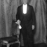 Hallada entre escombros, una película que recoge la toma de posesión de Alcalá Zamora , presidente de la II República