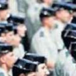 Un alto mando de la Guardia Civil ordena un gran homenaje para su propia despedida