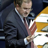 La empresa del gobierno valenciano que construye los centros educativos está en bancarrota