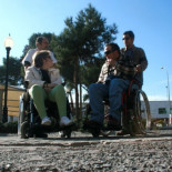 Renfe se niega a vender billetes Almería-Madrid a minusválidos que no abandonen su silla