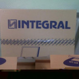 Monitores LCD Marca "Integral" con sorpresa