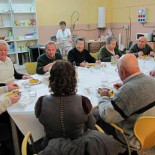La Xunta sustituye el menú de los mayores por precocinados