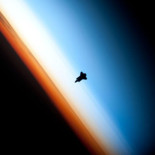 El Endeavour, al filo de la atmósfera
