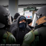 10.000 antifascistas impiden el desfile nazi