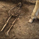 El franquismo enterró a 349 niños en la fosa de Málaga