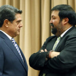 Los socialistas proponen cárcel obligatoria para cargos corruptos