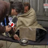 Manolo Lama humilla a un mendigo en los deportes de Cuatro