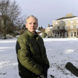 Assange afirma que la mayoría de ataques a Wikileaks proceden de bancos